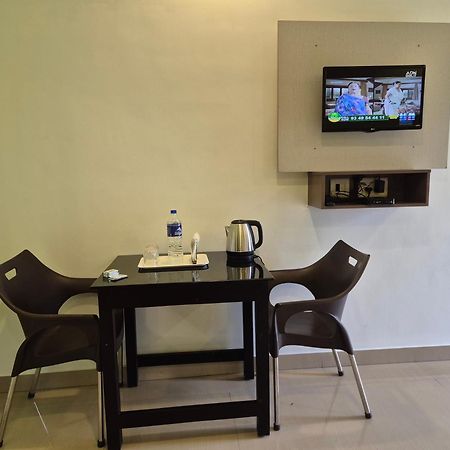 Alfa Inn Nedumbassery Exterior foto