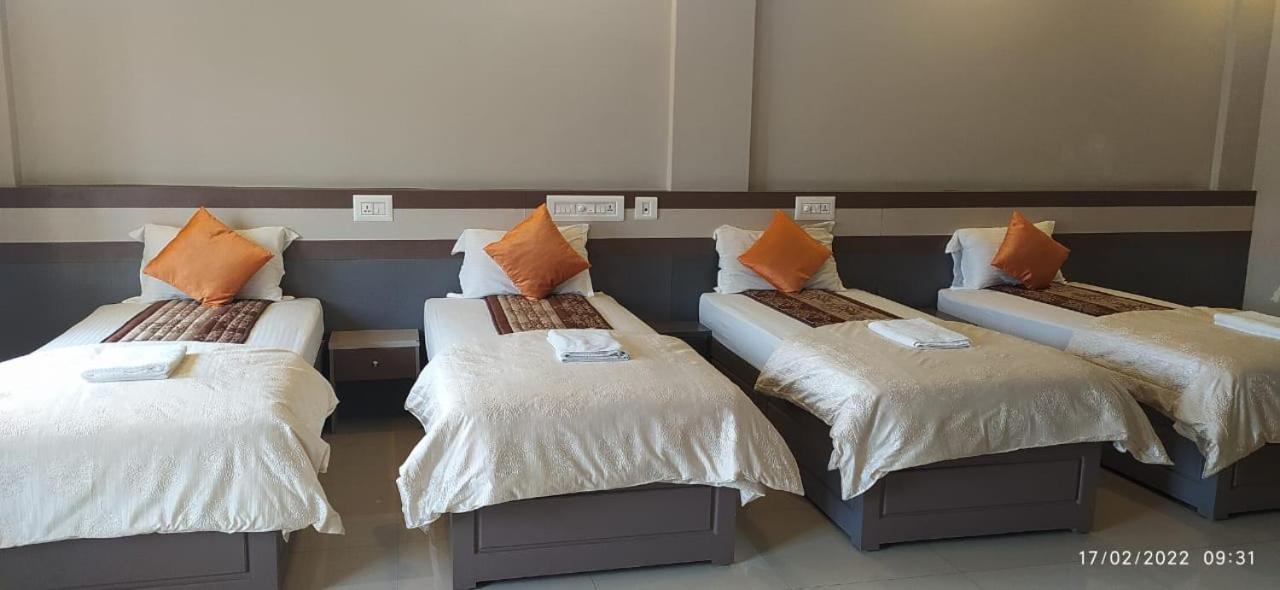 Alfa Inn Nedumbassery Exterior foto