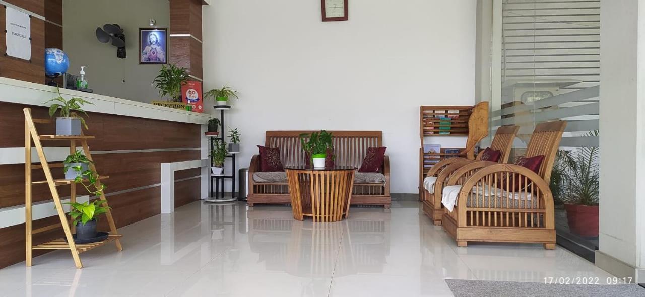 Alfa Inn Nedumbassery Exterior foto